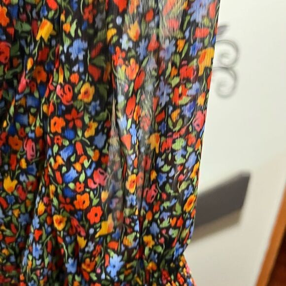 NWOT Tommy Hilfiger Floral Wrap Dress V-Neck Size 4 #088 - Picture 7 of 11